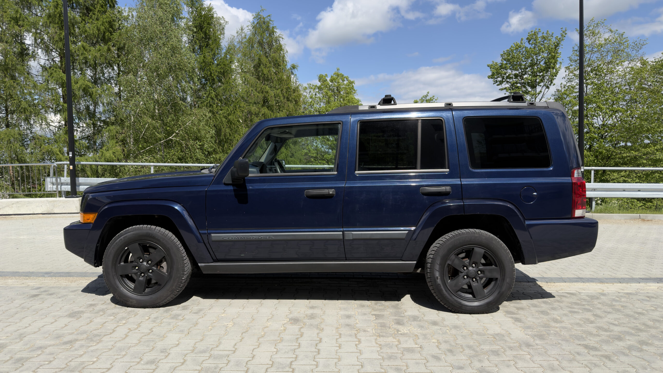Jeep Commander 3.7